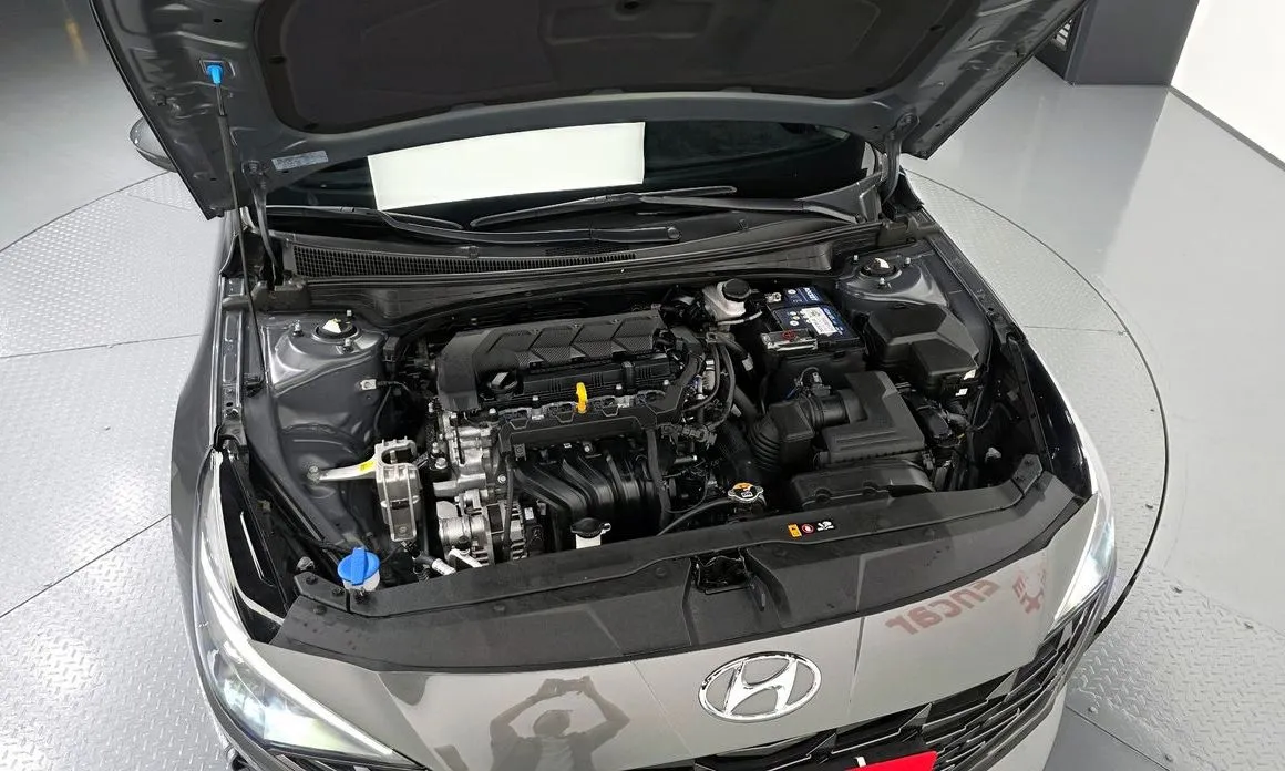 Hyundai AVANTE — фото 10