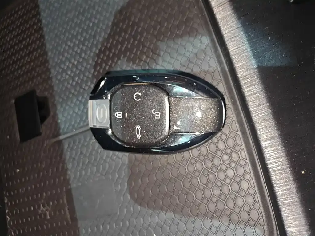 GAC Motor Trumpchi GS8 — фото 10