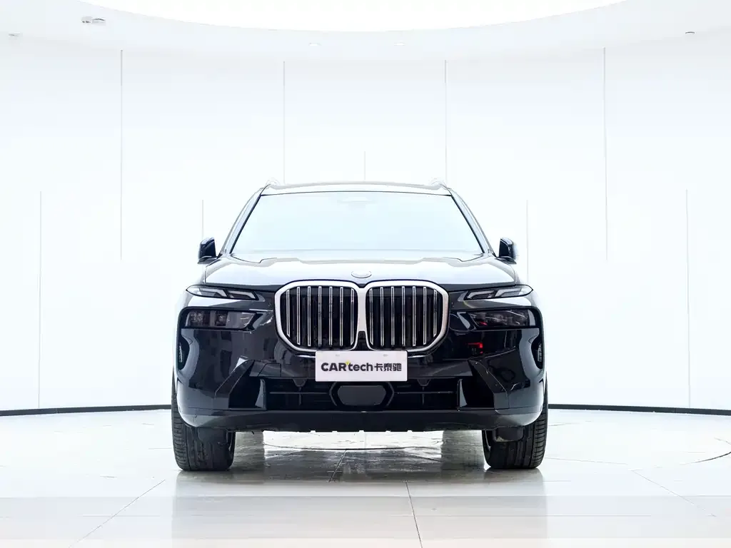 BMW X7 — фото 5