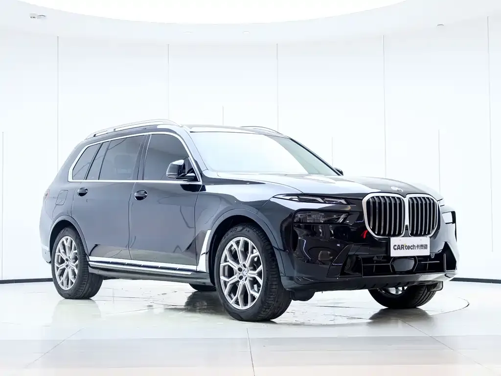 BMW X7 — фото 3