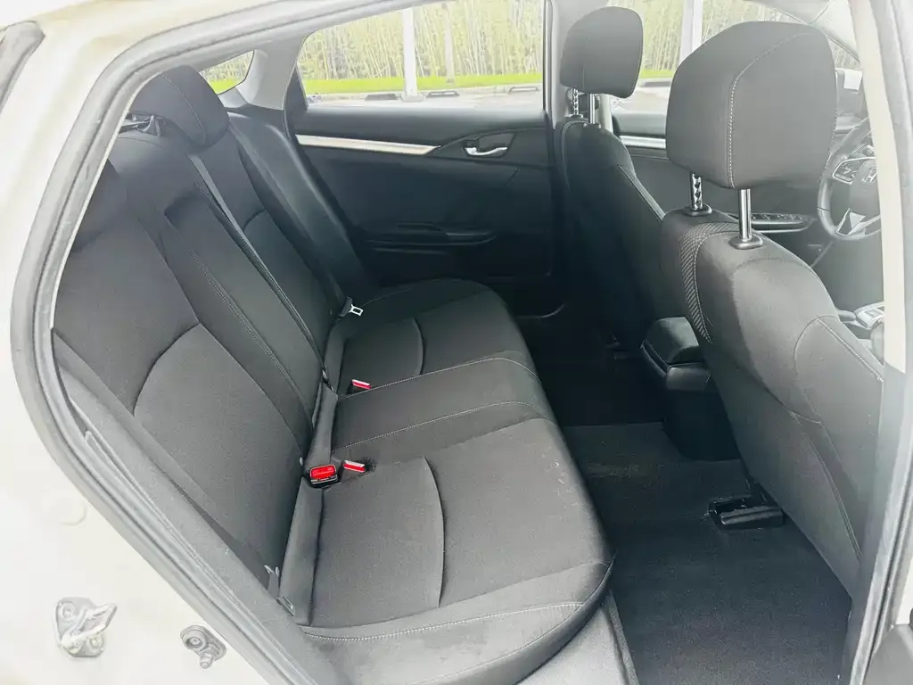 Honda Civic — фото 8