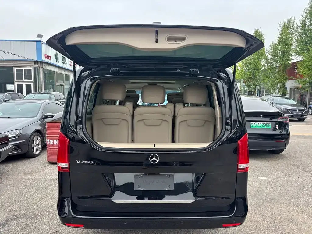Mercedes-Benz V-Class — фото 4