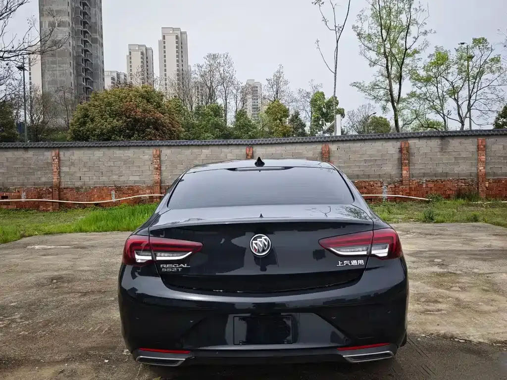 Buick Regal — фото 8