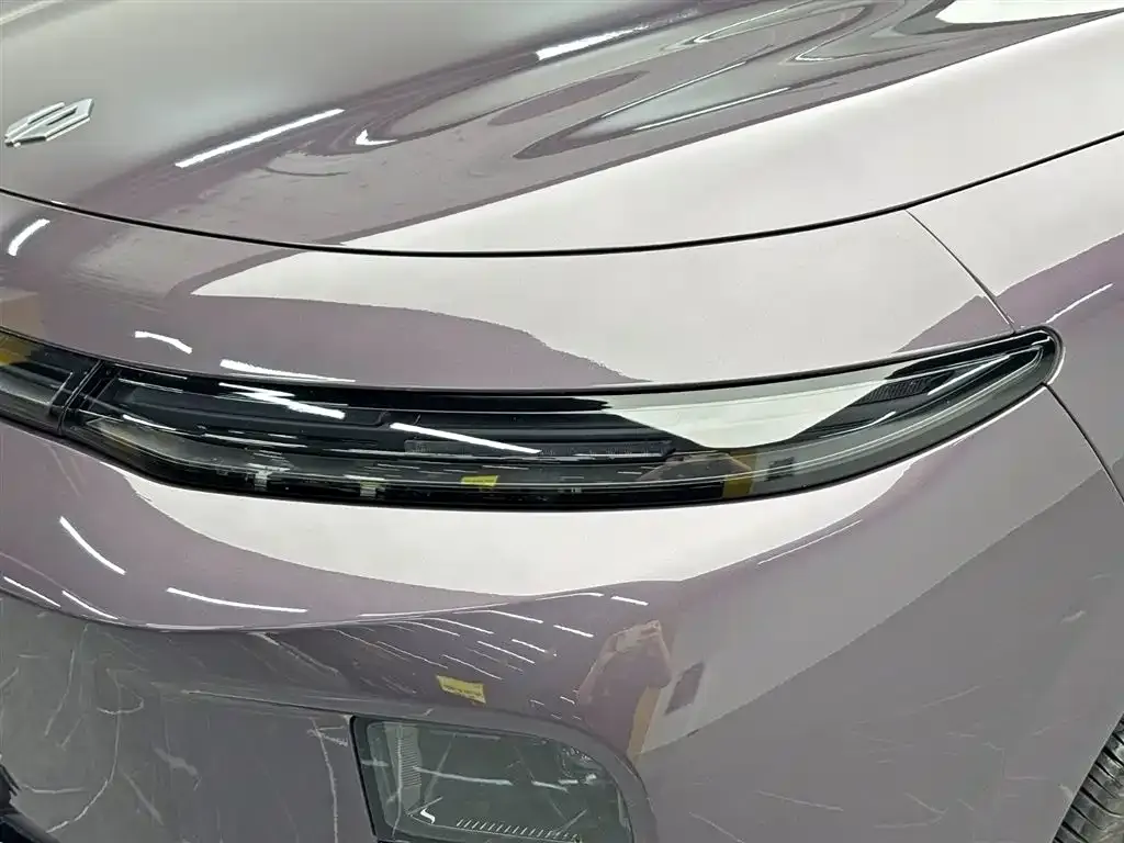 Leapmotor B10 — фото 10