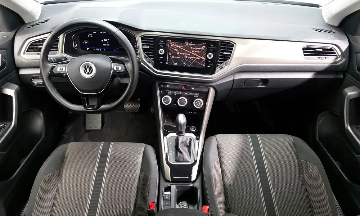 Volkswagen T-Roc 2021 из KR, фото 9