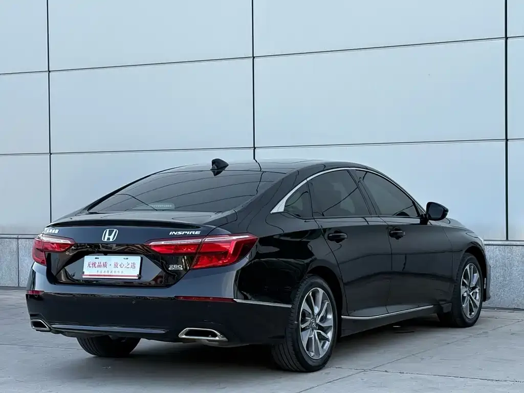 Honda Inspire — фото 10