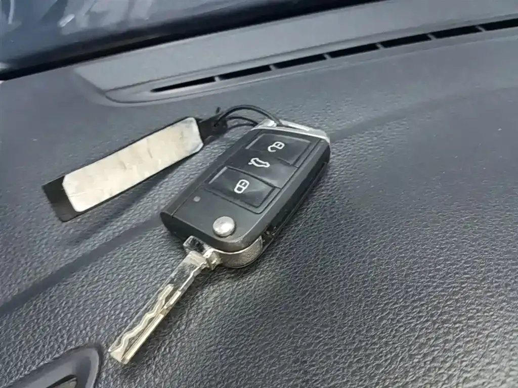 Volkswagen Lavida 2022 из CN, фото 9