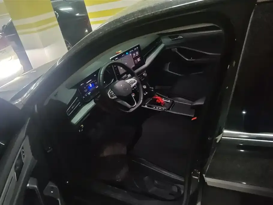 Volkswagen Sagitar 2023 из CN, фото 6