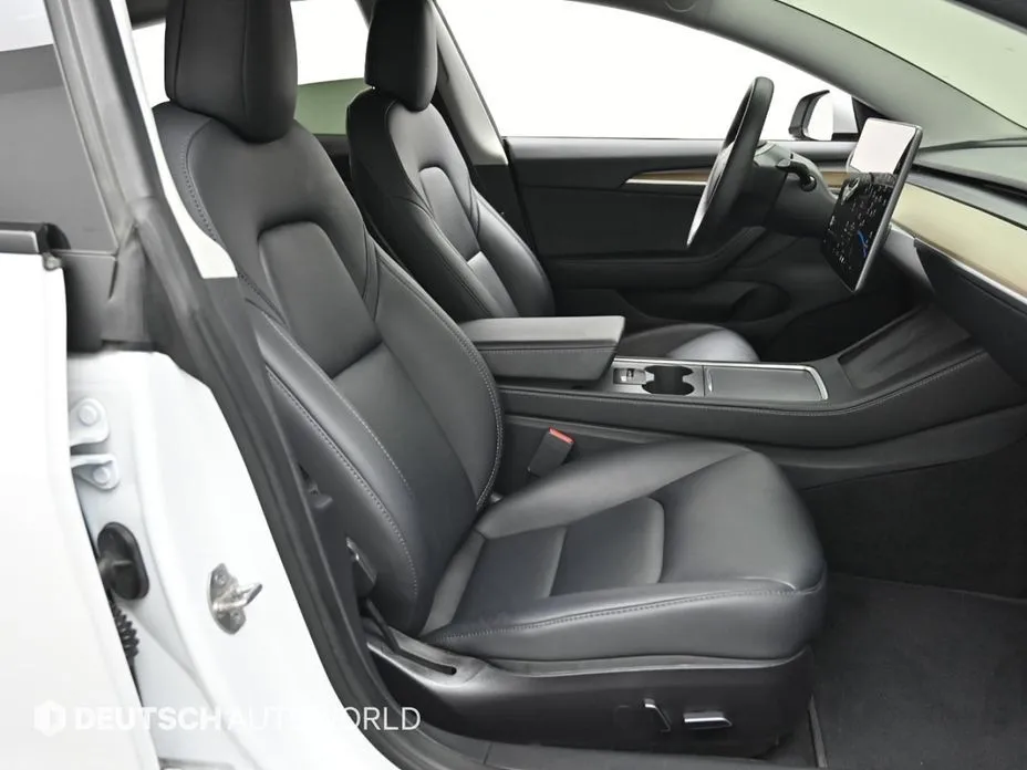 Tesla Model 3 2022 из KR, фото 4