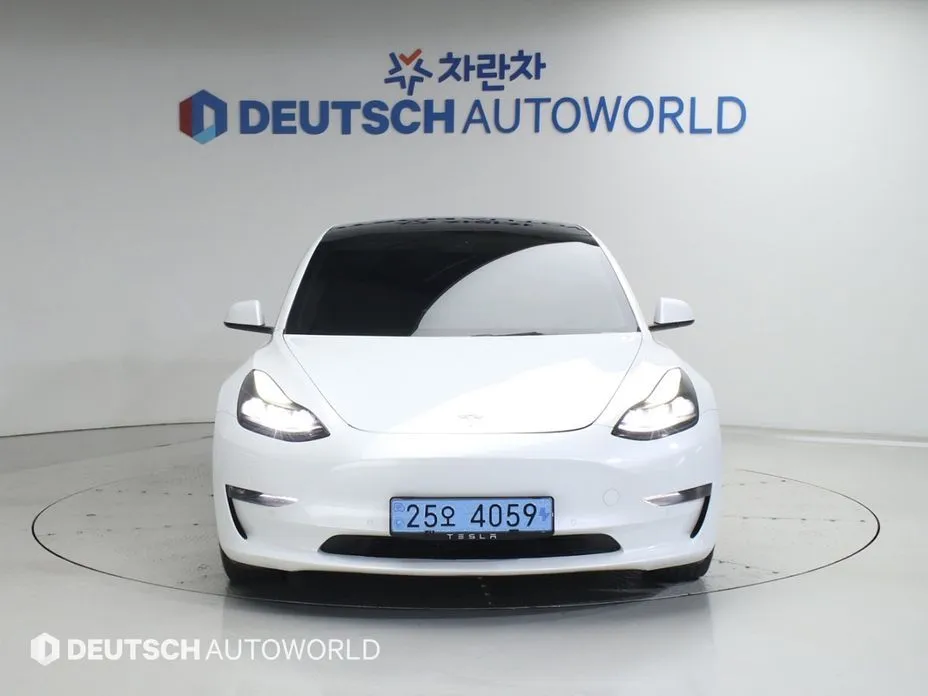Tesla Model 3 2022 из KR, фото 3