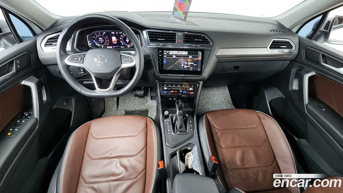 Volkswagen Tiguan — фото 2