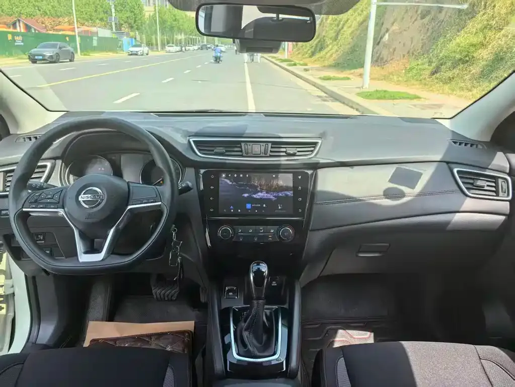 Nissan Qashqai 2021 из CN, фото 3