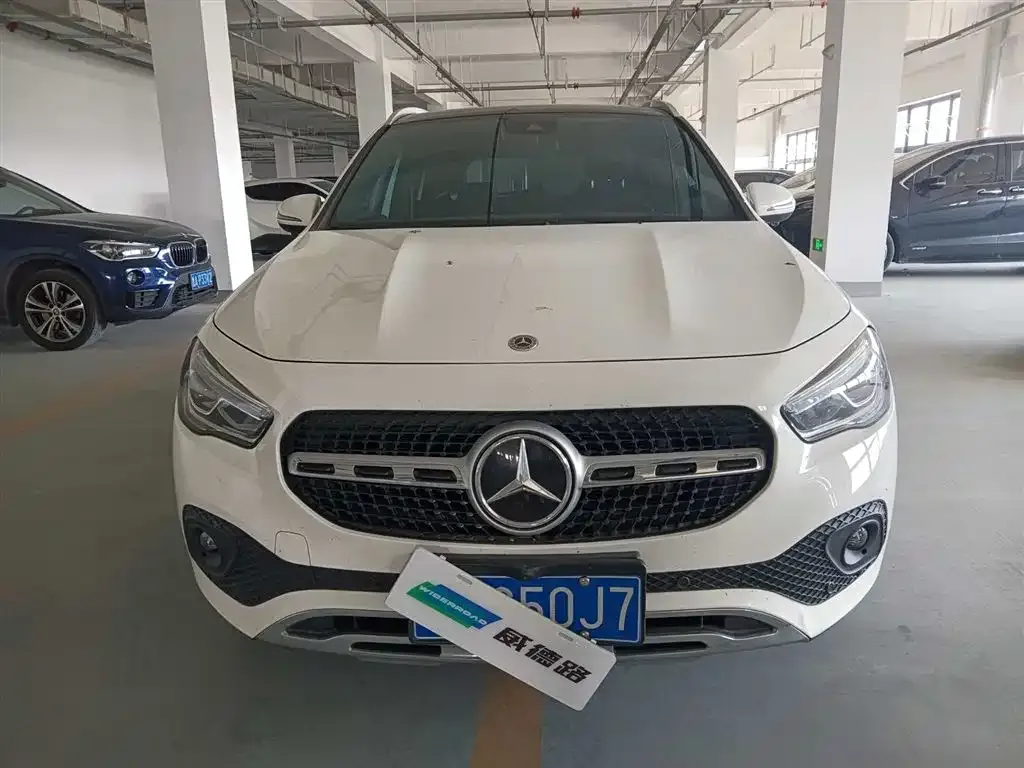 Mercedes-Benz GLA — фото 6