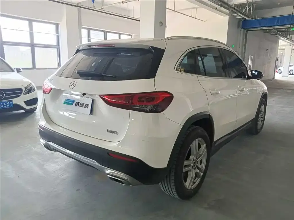 Mercedes-Benz GLA — фото 4