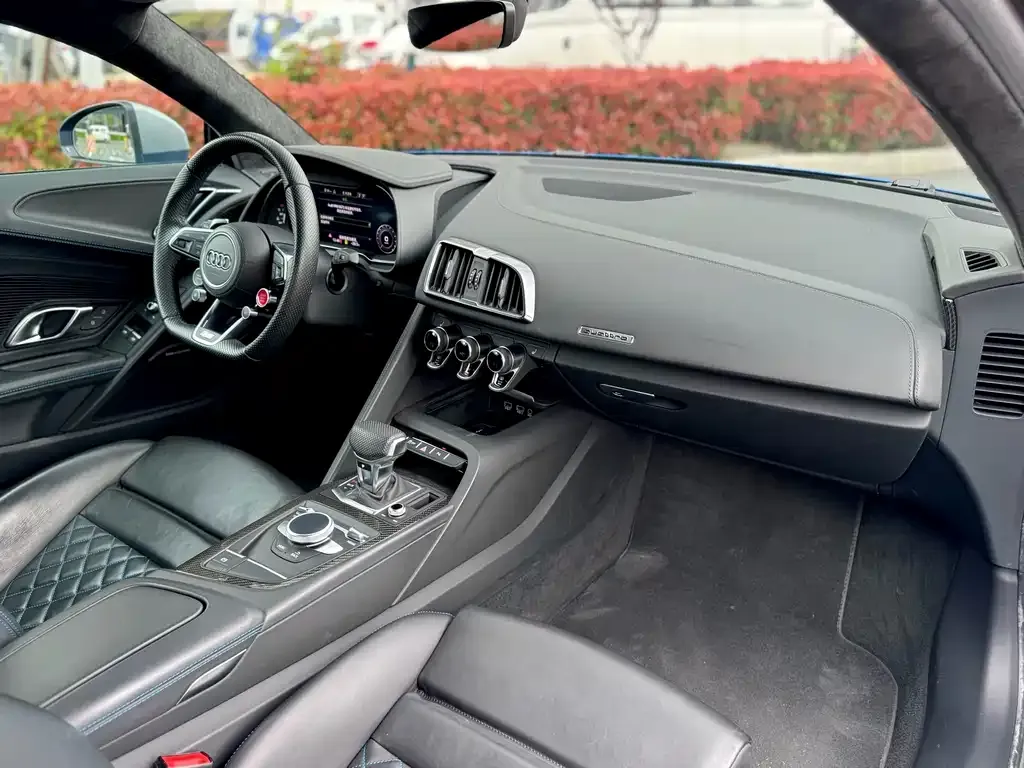 Audi R8 2022 из CN, фото 5