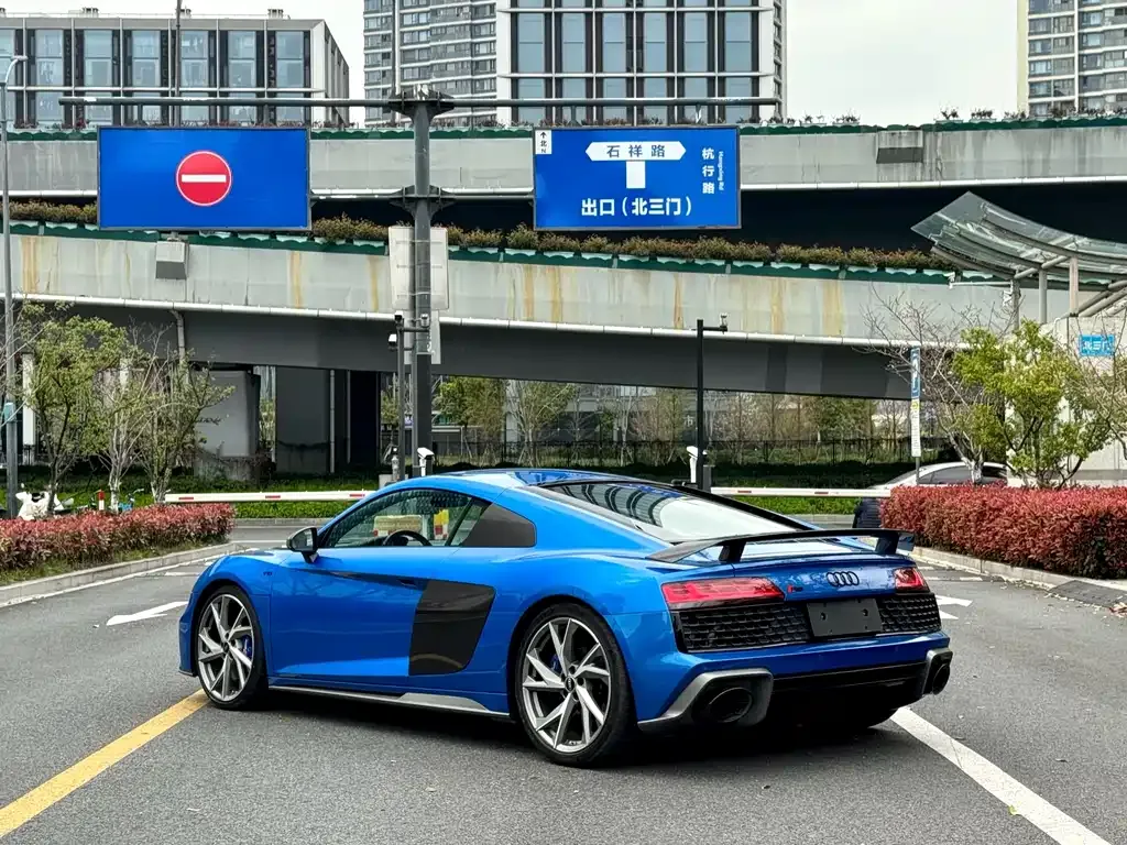 Audi R8 2022 из CN, фото 2