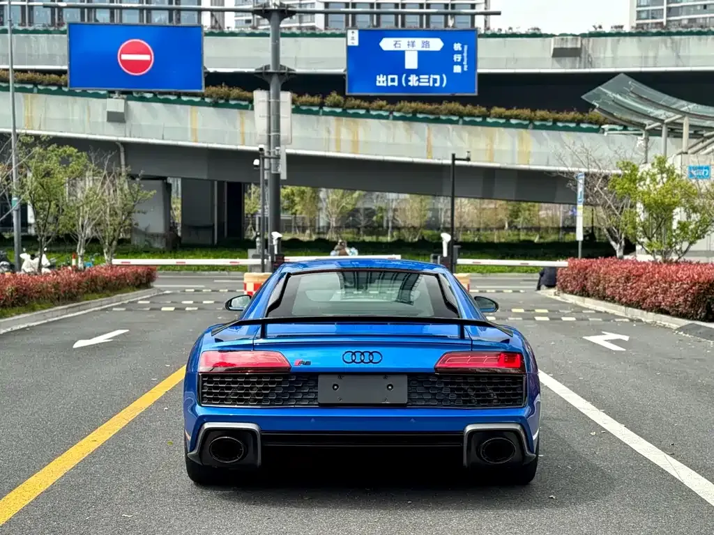 Audi R8 2022 из CN, фото 4