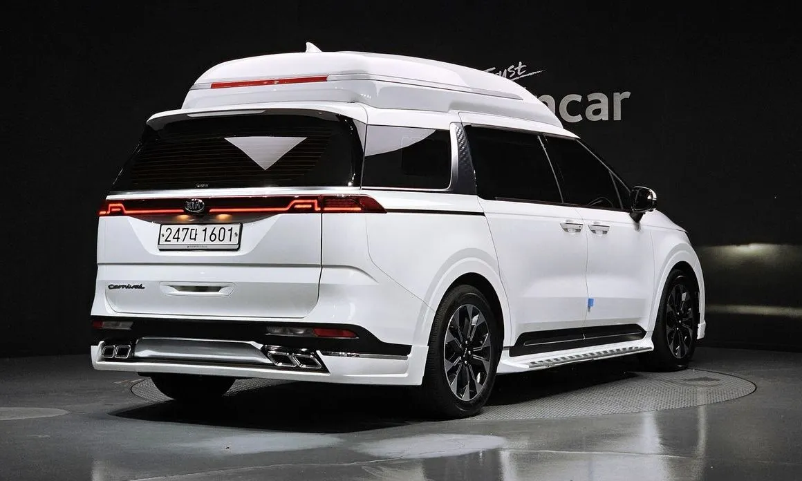 Kia Carnival — фото 2