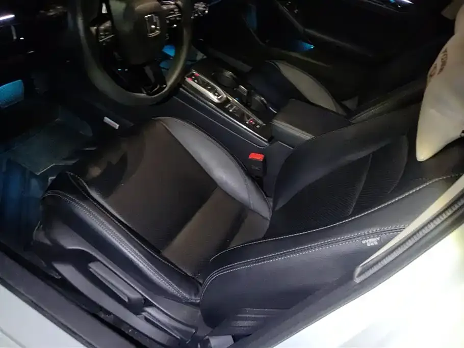 Honda Civic — фото 4
