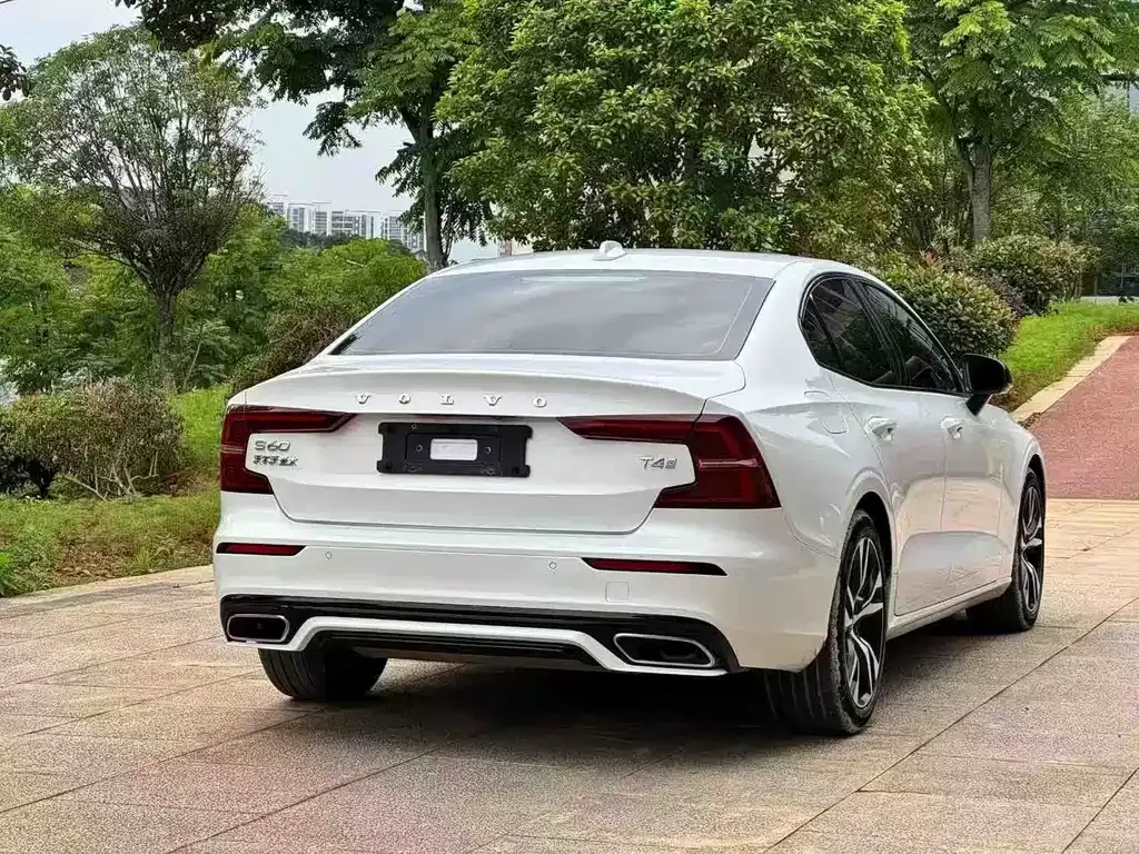 Volvo S60 2021 из CN, фото 7