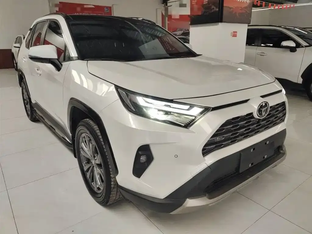 Toyota RAV4 — фото 9
