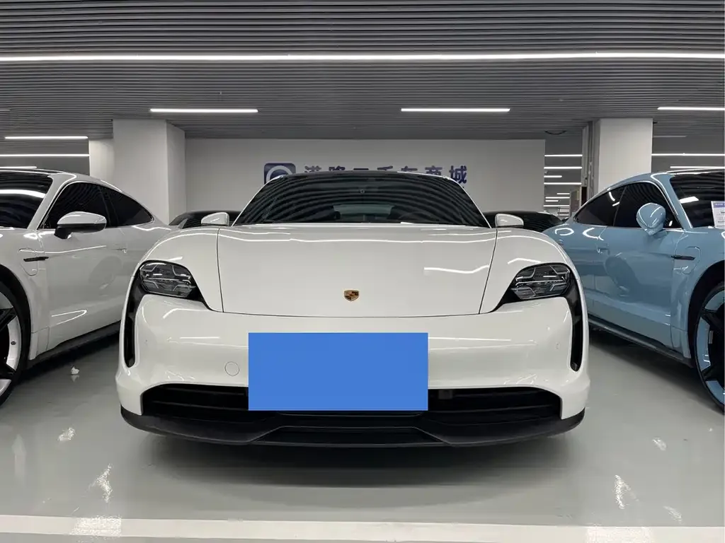 Porsche Taycan 2021 из CN, фото 8