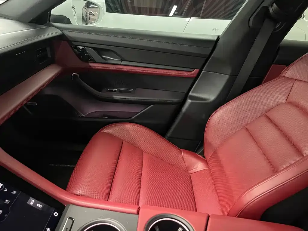 Porsche Taycan 2021 из CN, фото 10