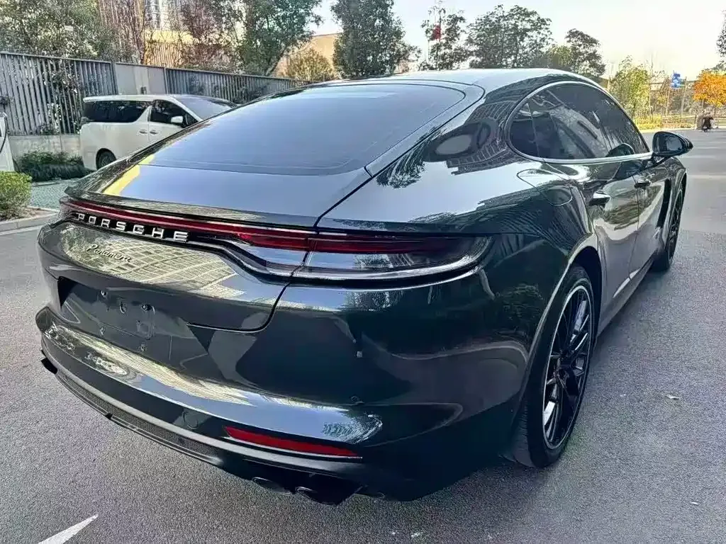 Porsche Panamera 2021 из CN, фото 10
