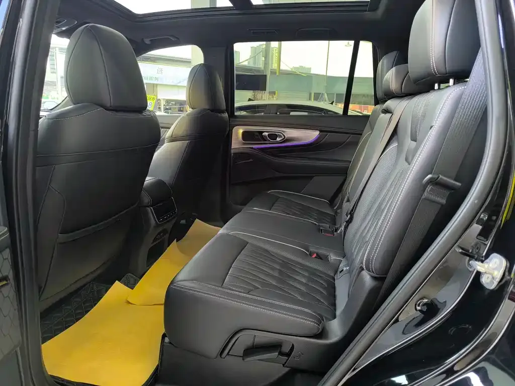 GAC Motor Trumpchi GS8 — фото 3