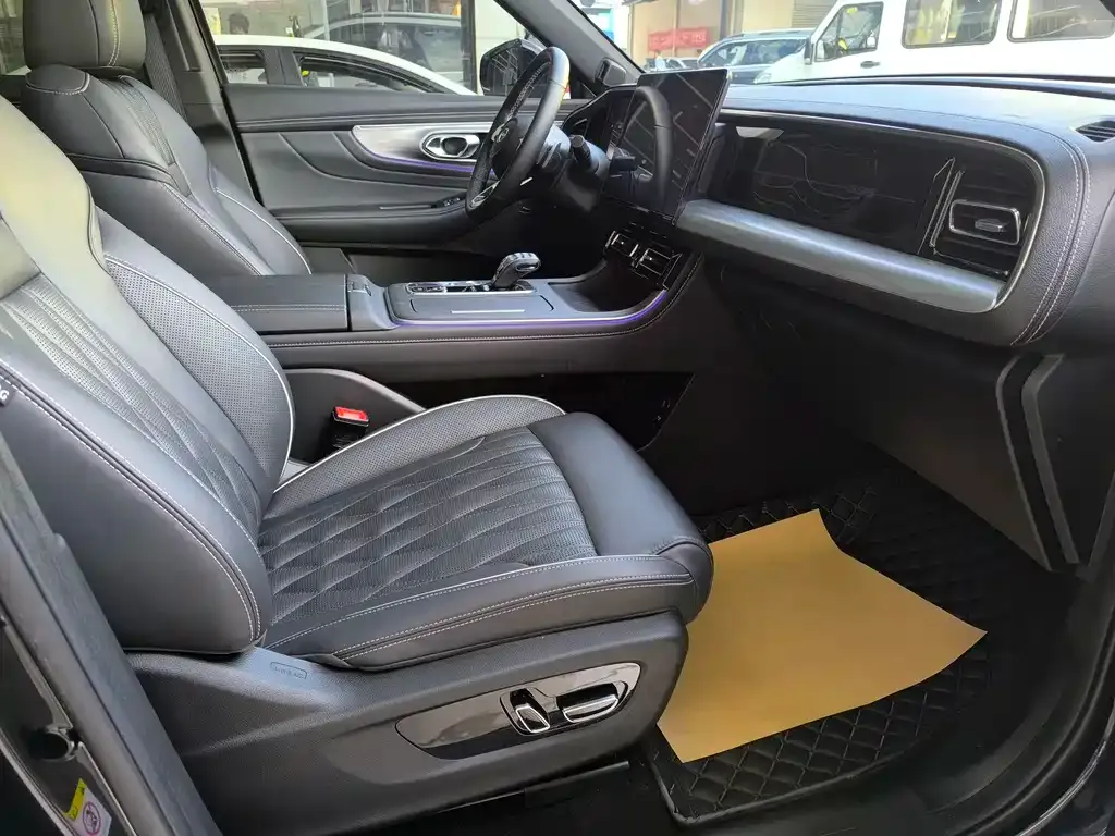 GAC Motor Trumpchi GS8 — фото 4