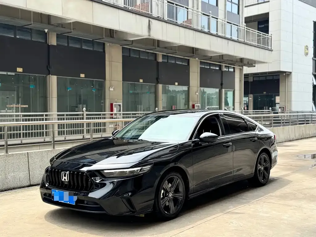 Honda Inspire — фото 1