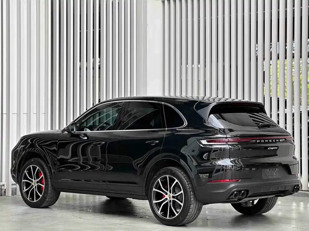 Porsche Cayenne — фото 8