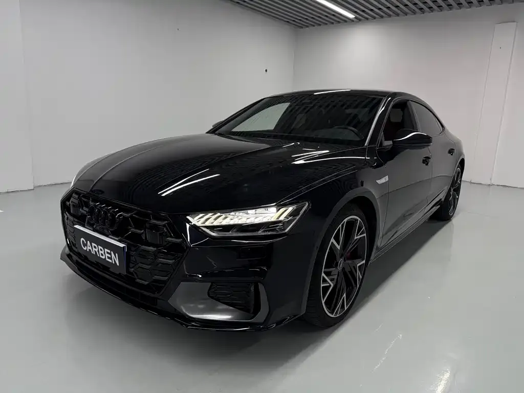 Audi A7L — фото 1