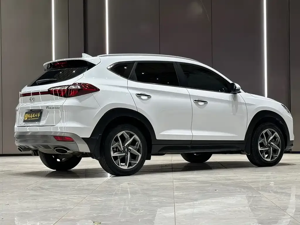 Hyundai Tucson — фото 10