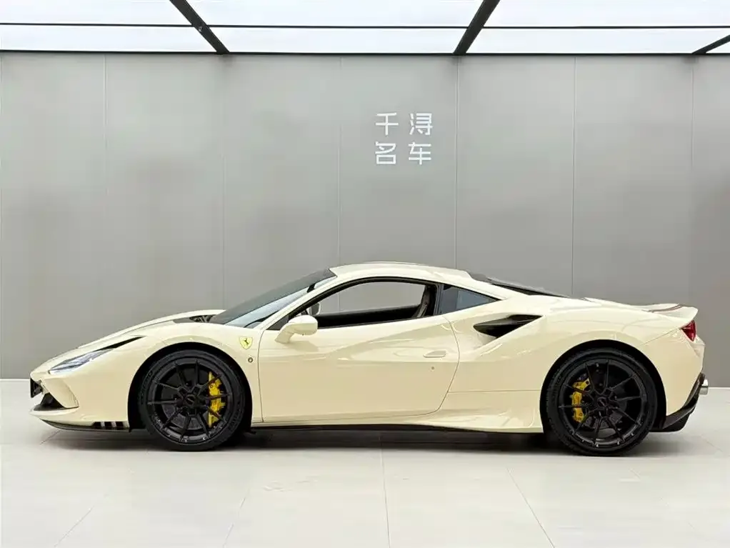 Ferrari F8 — фото 5