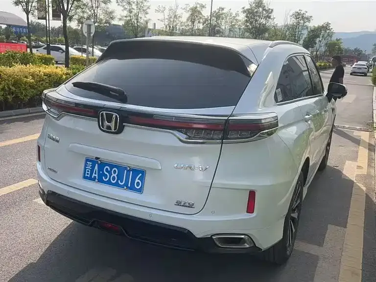 Honda UR-V — фото 7