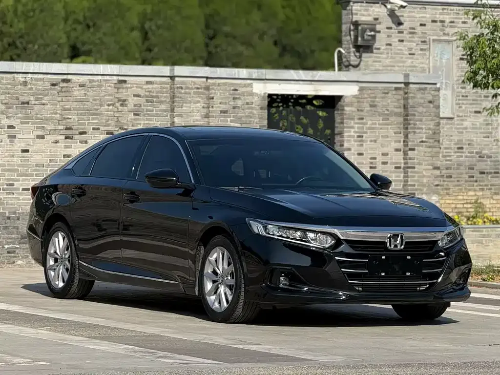 Honda Accord — фото 6