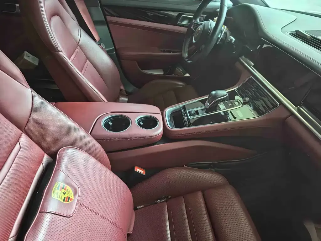 Porsche Panamera 2022 из CN, фото 2