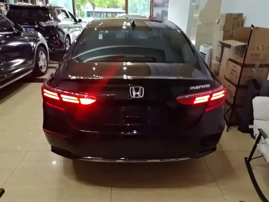 Honda Inspire — фото 9