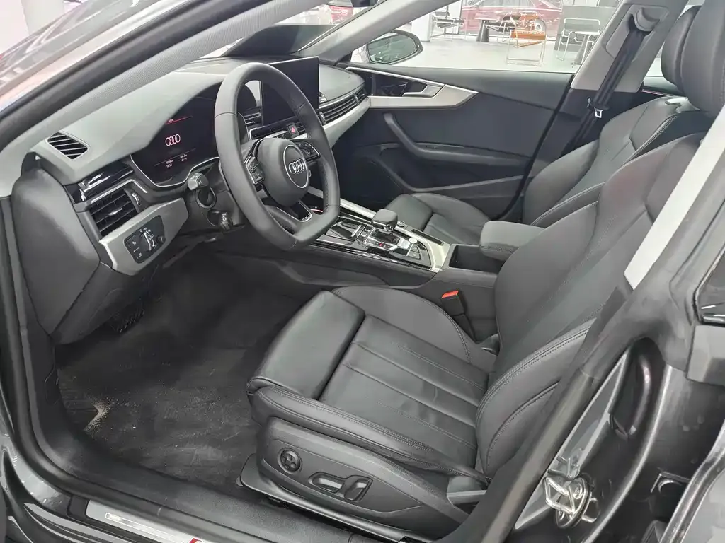 Audi A5 (Import) — фото 3