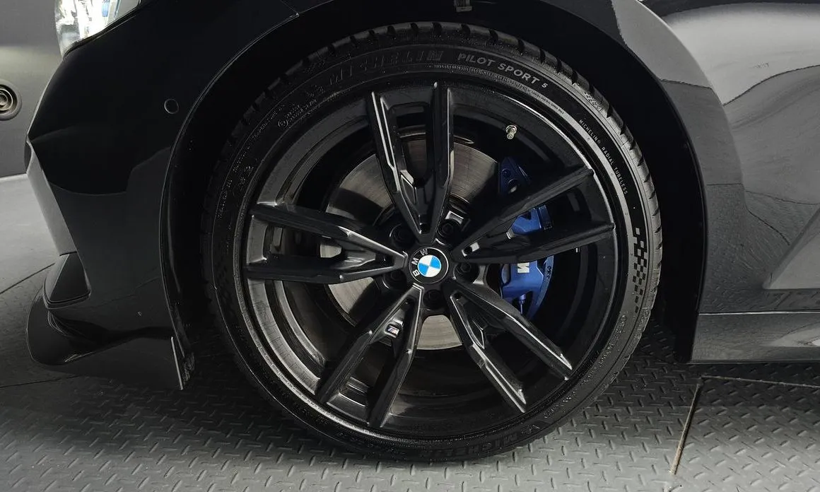 BMW 3-Series 2025 из KR, фото 5