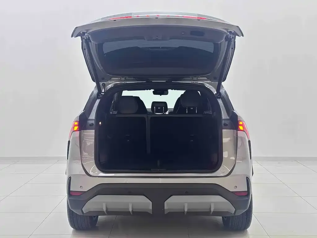 Geely Galaxy L7 — фото 6