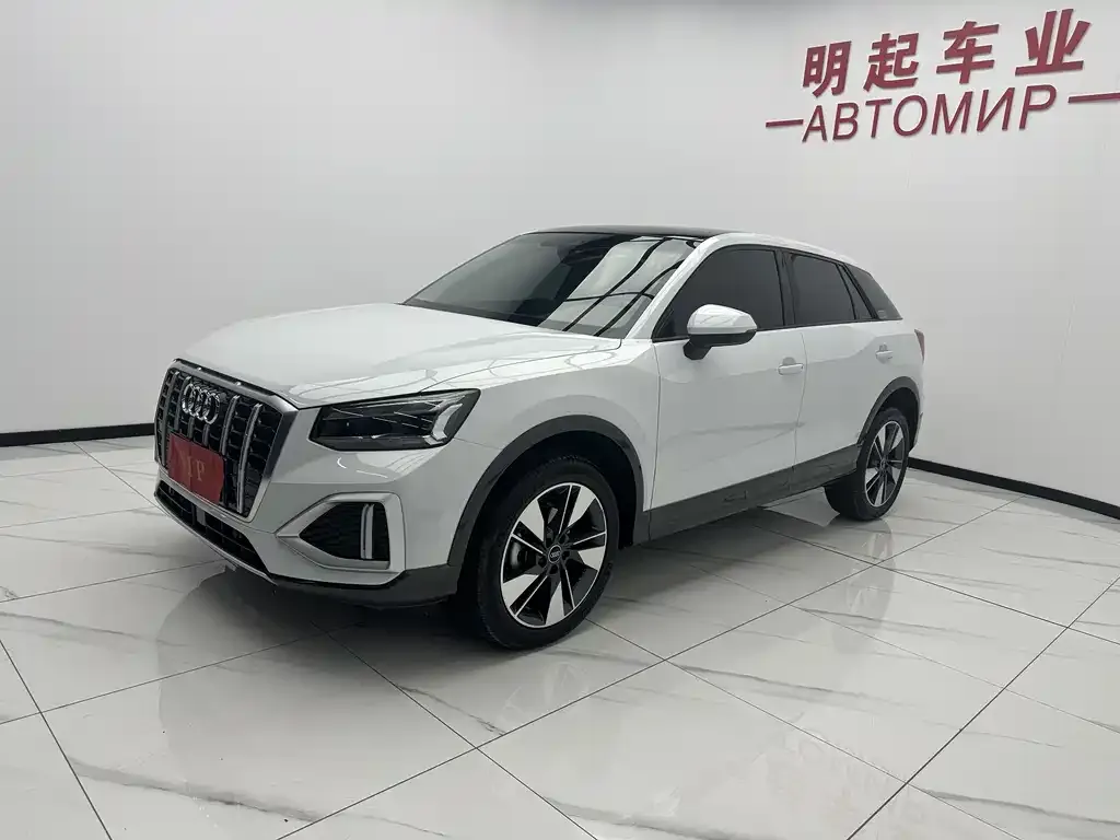 Audi Q2L 2023 из CN, фото 3
