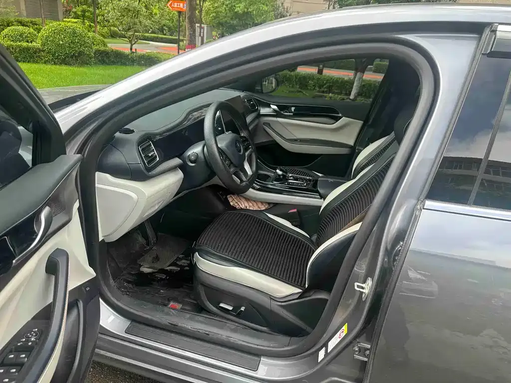 BYD Qin PLUS 2022 из CN, фото 8