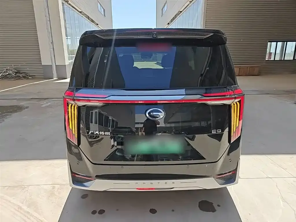 GAC Motor Trumpchi E9 — фото 2