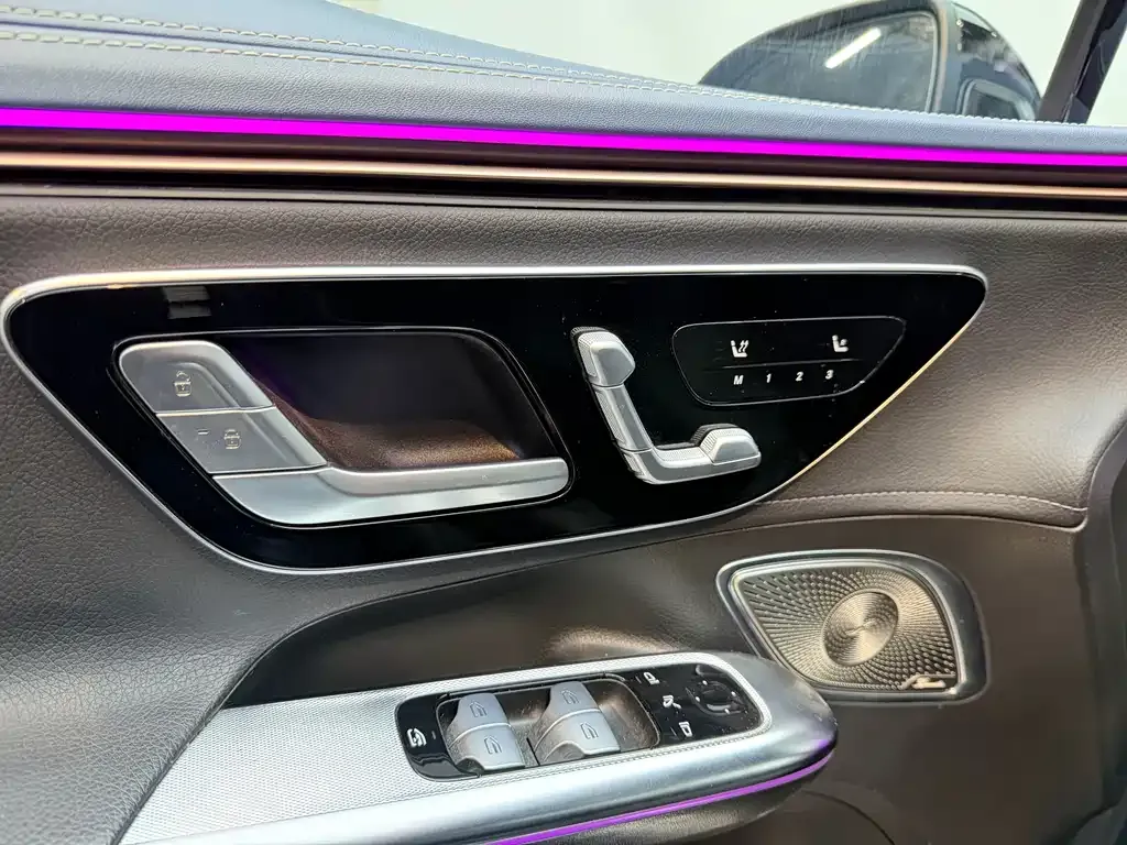 Mercedes-Benz EQE 2023 из CN, фото 10