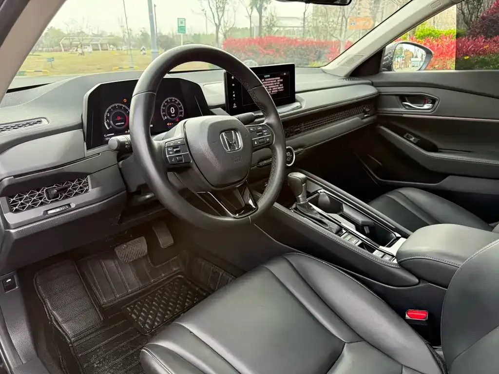 Honda Accord — фото 2