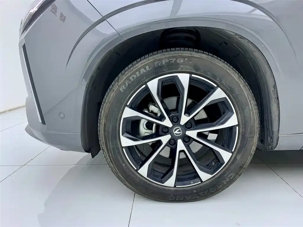 Changan UNI-Z New Energy 2024 из CN, фото 9