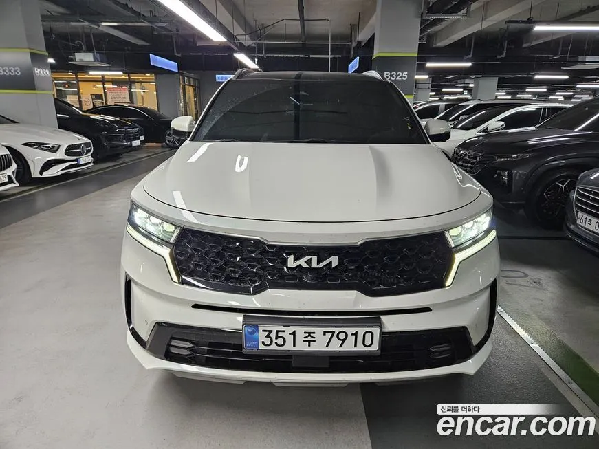 Kia Sorento — фото 6