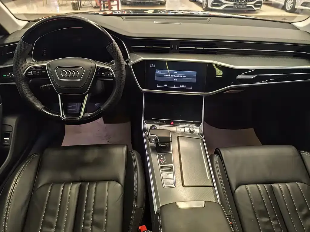 Audi A6L 2023 из CN, фото 4